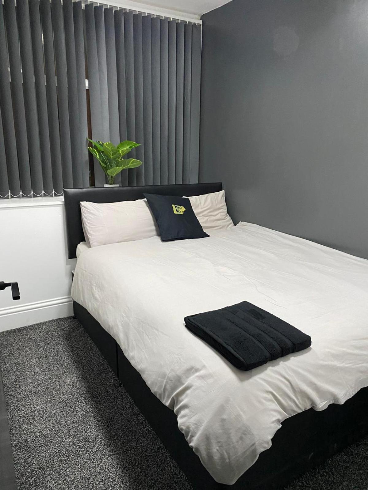 Black Ocean Holiday Apartments Blackpool Exterior foto